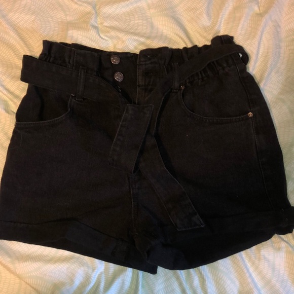 Forever 21 Pants - Black denim shorts